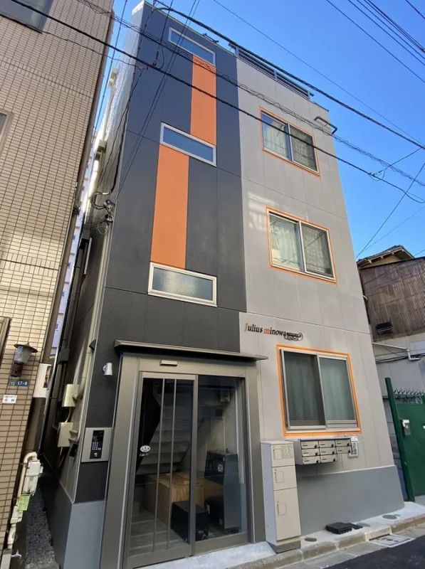 ジュリアス三ノ輪